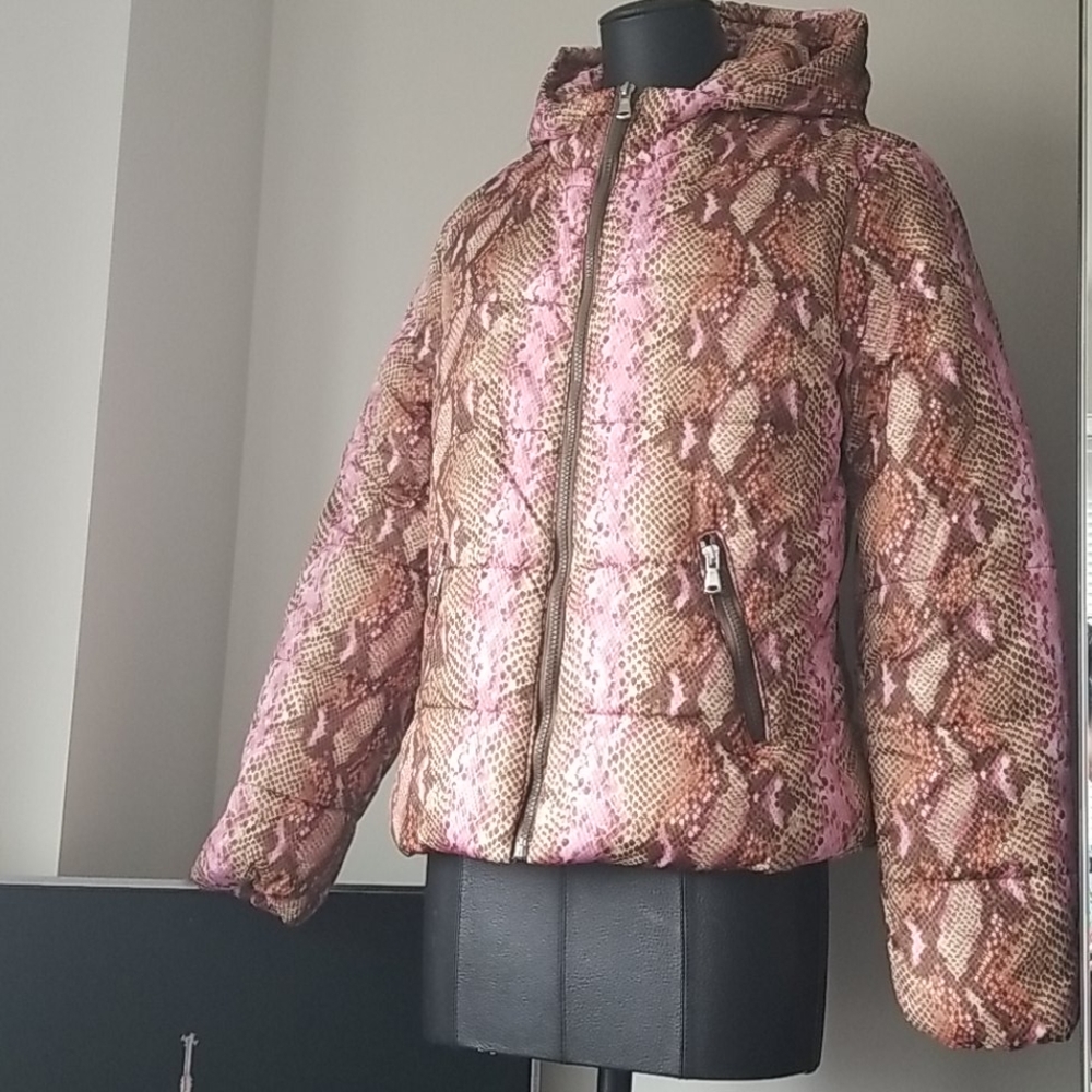 ❄ Python Hooded Puffer - Picture 7 of 7